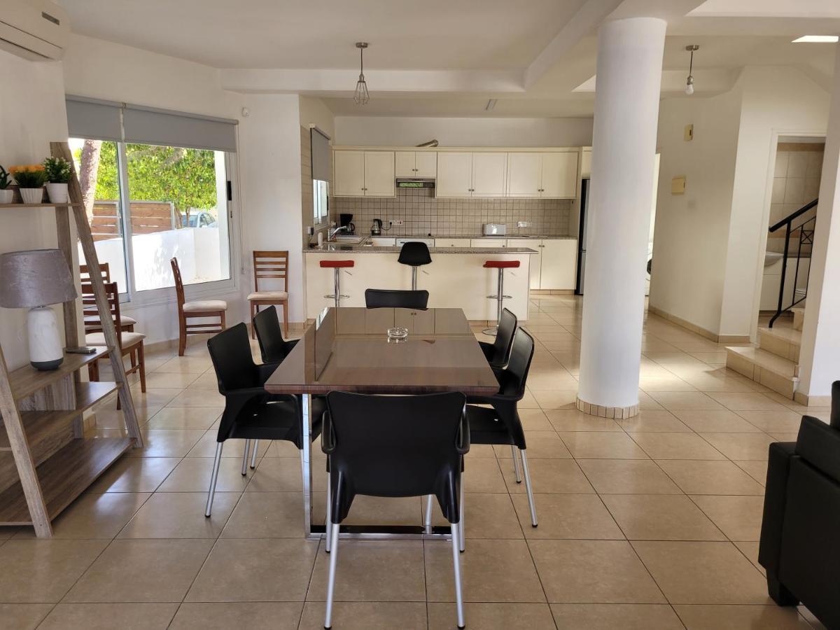 Elean Villa Paphos ภายนอก รูปภาพ