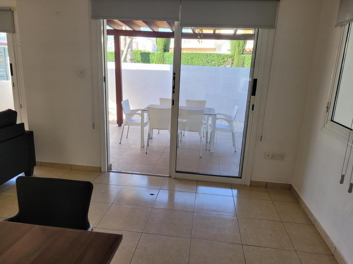 Elean Villa Paphos ภายนอก รูปภาพ